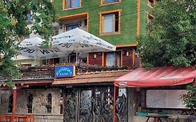 Семеен хотел Калина Family hotel Kalina Говедарци